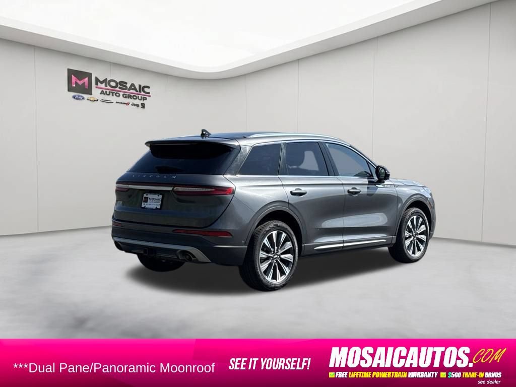 Used 2022 Lincoln Corsair Reserve w/ Equipment Group 201A AWD/4WD image 7