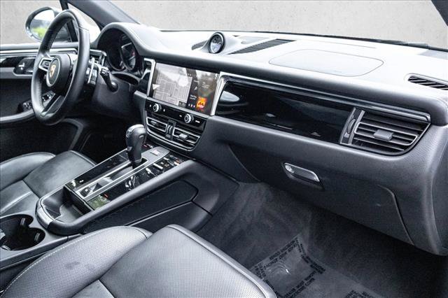 Used 2022 Porsche Macan S AWD/4WD image 26