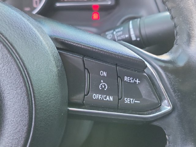 Used 2017 MAZDA MAZDA3 Grand Touring FWD image 27