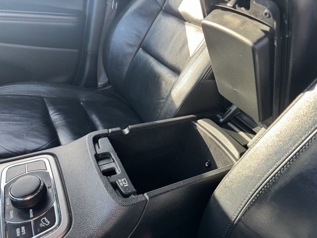 Used 2022 Jeep Grand Cherokee Limited w/ Trailer Tow Group IV image 24