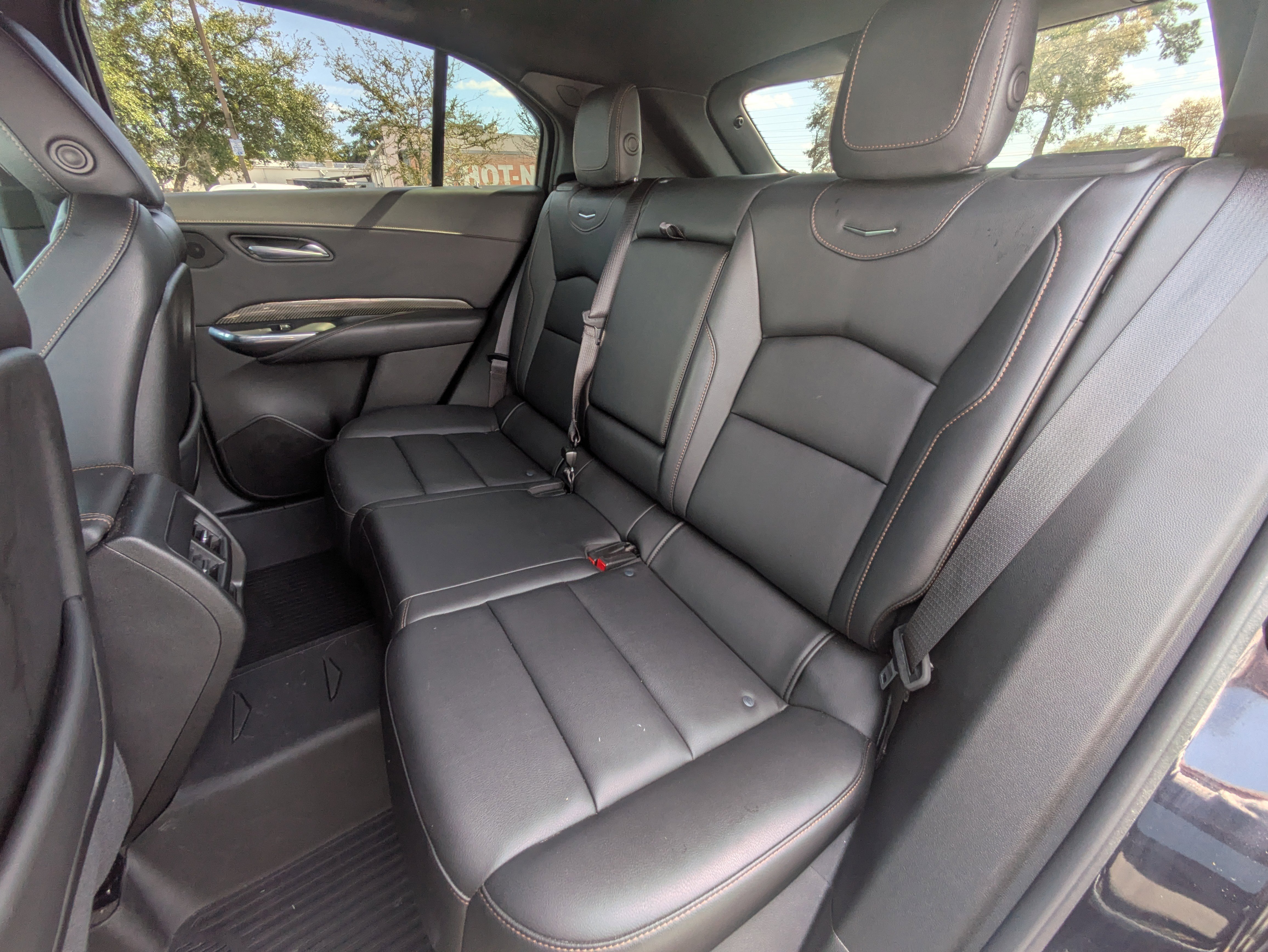 Used 2023 Cadillac XT4 Sport w/ Cold Weather Package image 9