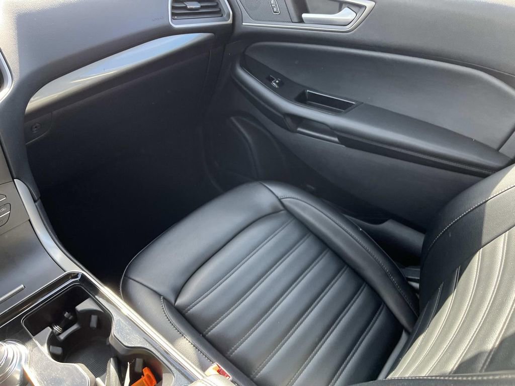 Used 2019 Ford Edge SEL w/ Equipment Group 201A image 13