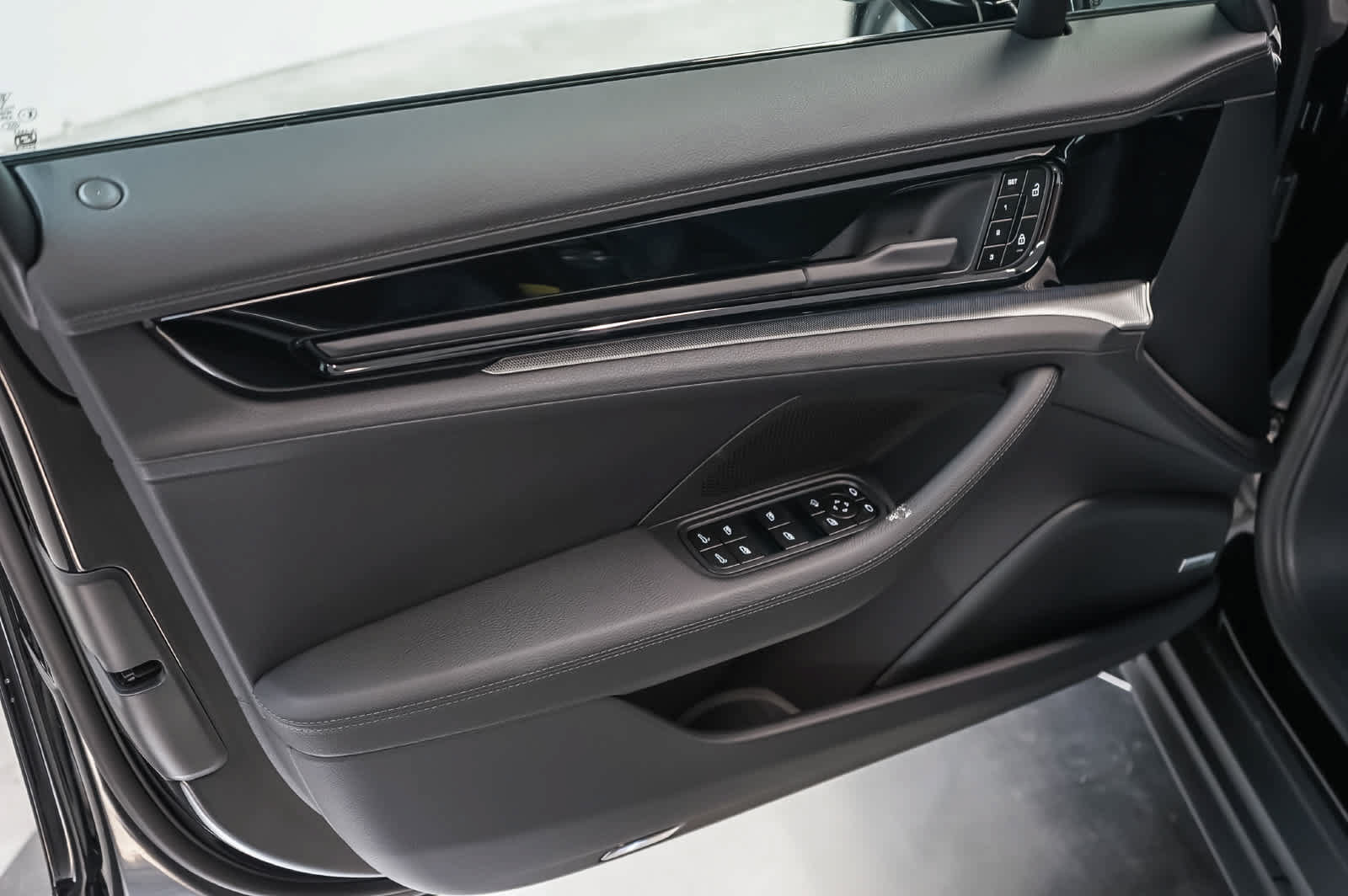 New 2026 Porsche Panamera RWD image 26