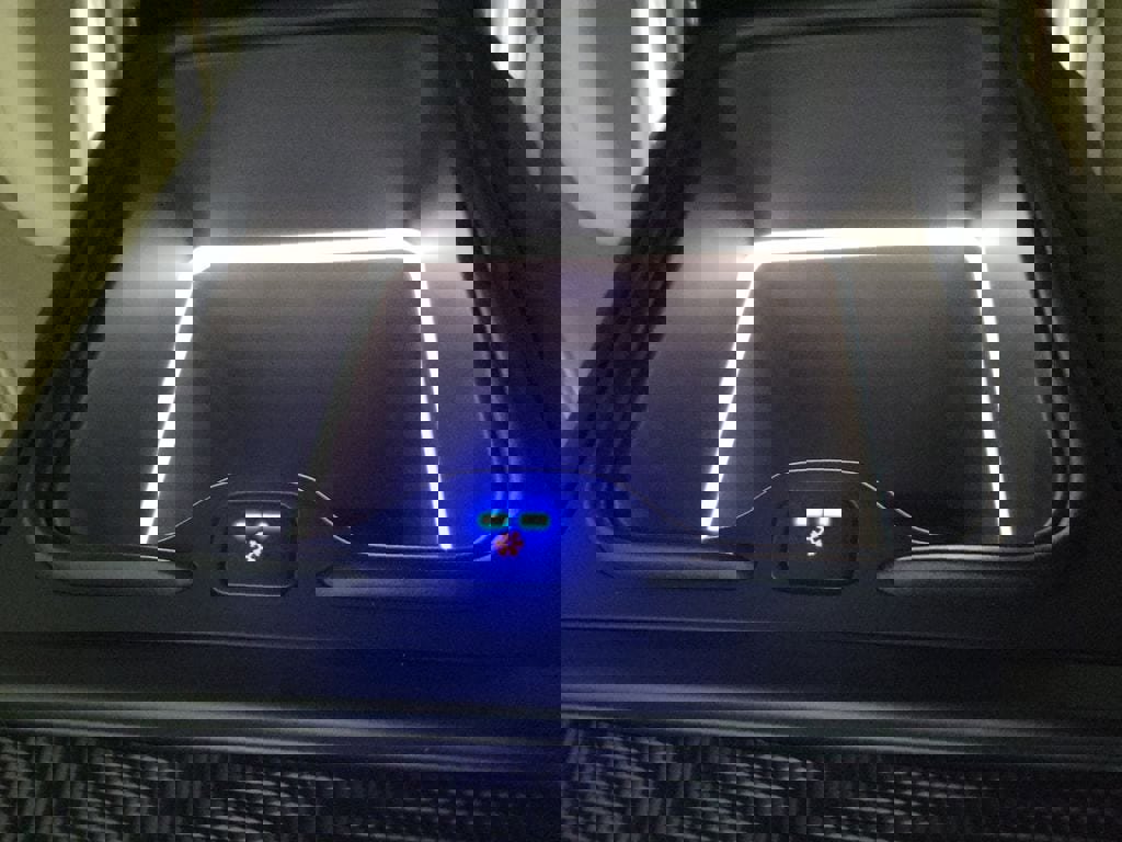 New 2026 Land Rover Range Rover SE image 37