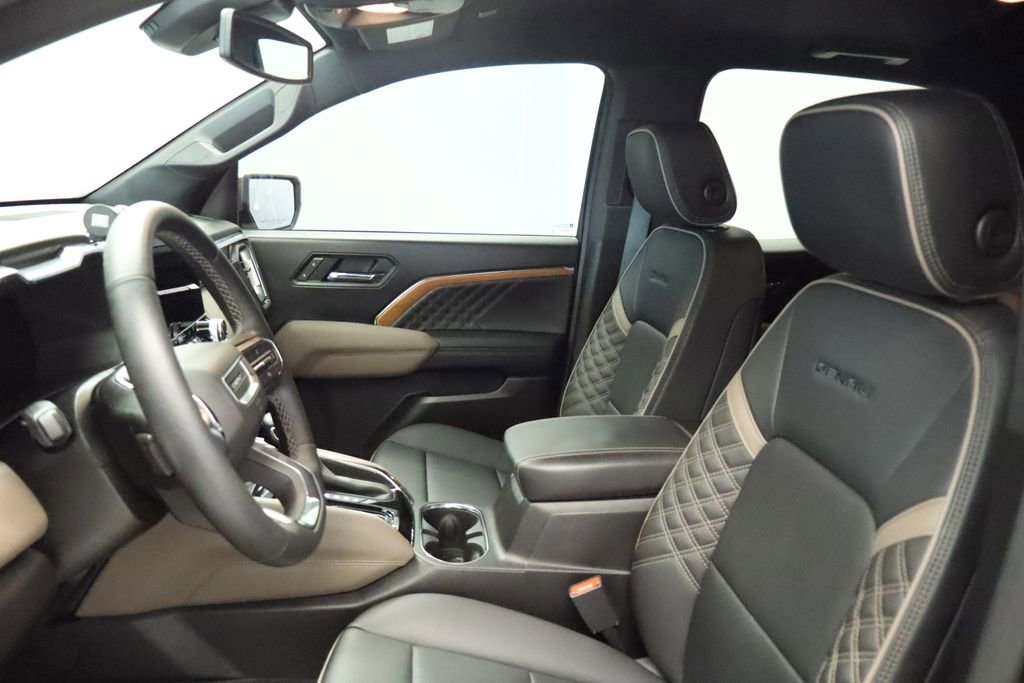 Used 2023 GMC Canyon Denali image 29
