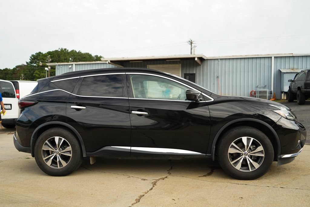 Used 2022 Nissan Murano SV FWD image 3