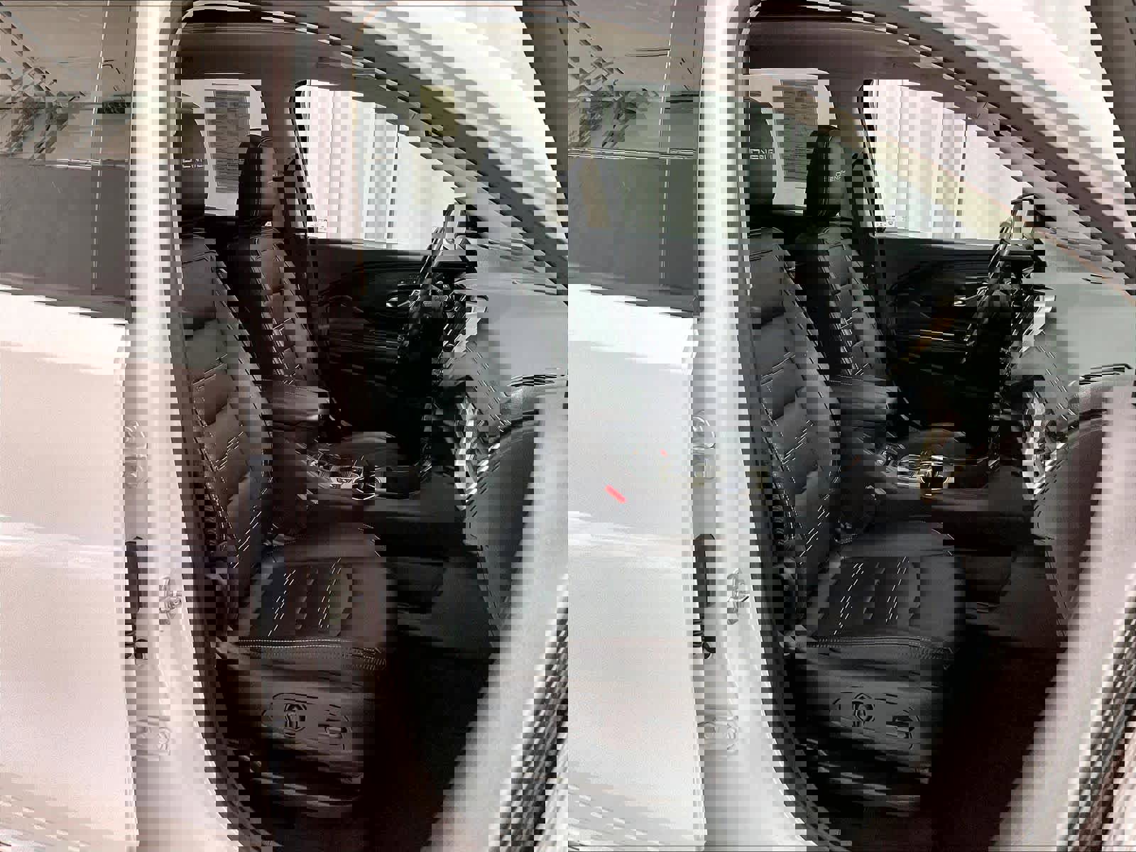 Used 2022 GMC Terrain Denali image 11