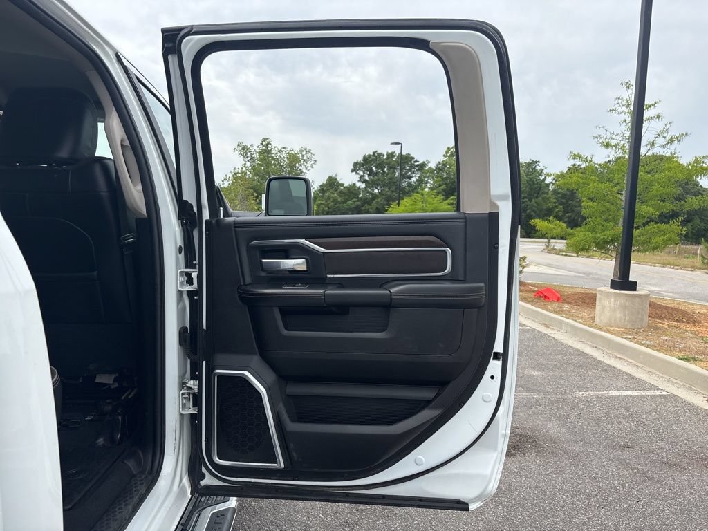 Used 2023 RAM 2500 Laramie AWD/4WD image 62