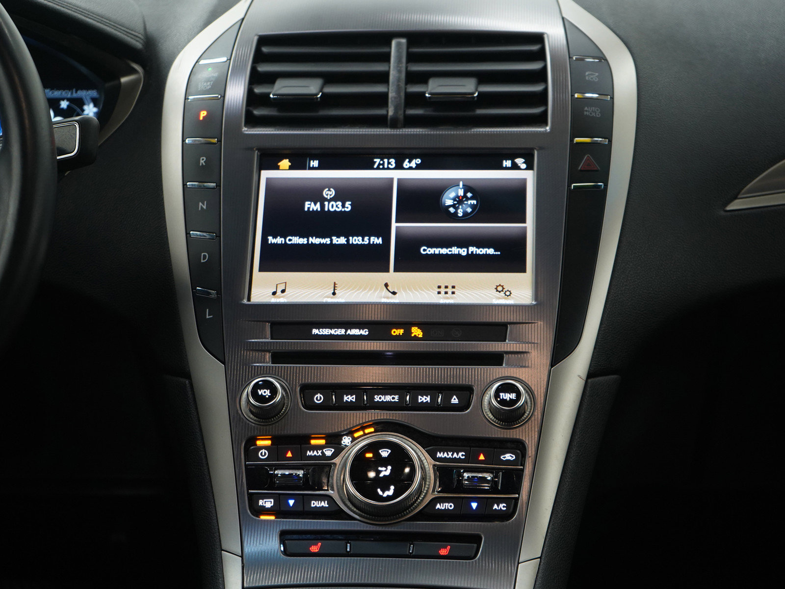 Used 2017 Lincoln MKZ Premiere image 15