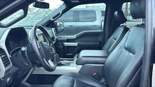 Used 2019 Ford F150 Lariat w/ Equipment Group 502A Luxury AWD/4WD image 24
