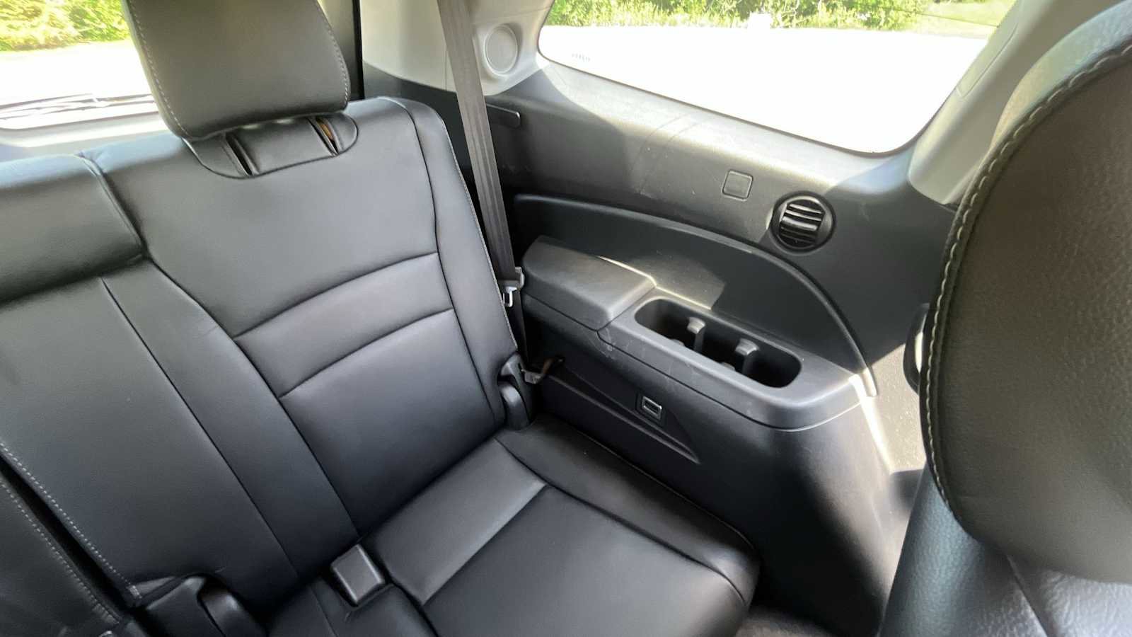 Used 2017 Honda Pilot Touring image 37