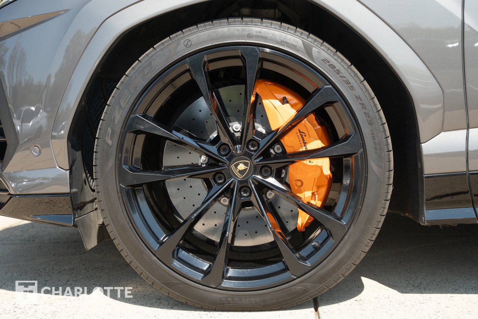 Used 2021 Lamborghini Urus AWD/4WD image 11