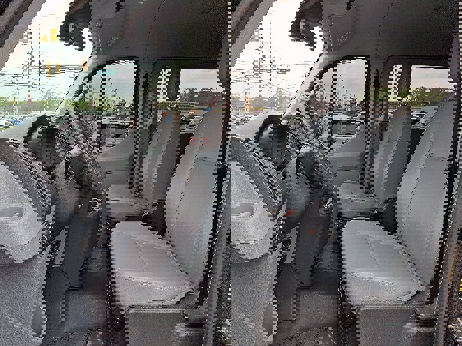 Used 2018 Ford Transit 150 XL RWD image 13