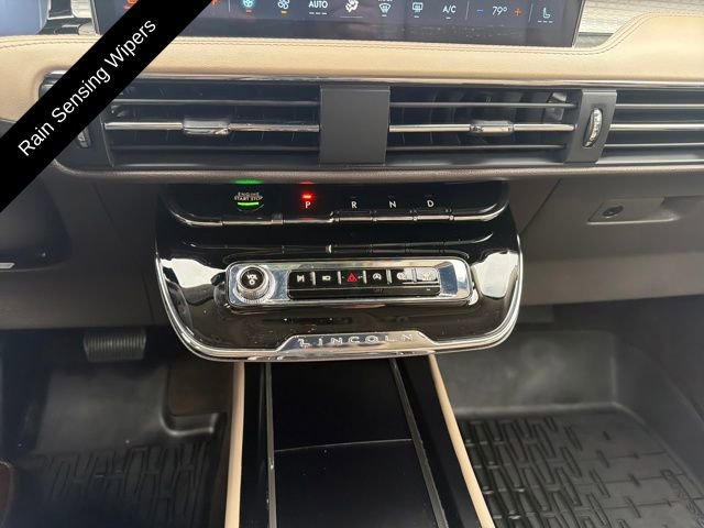 Certified 2023 Lincoln Corsair AWD w/ Equipment Group 101A image 22