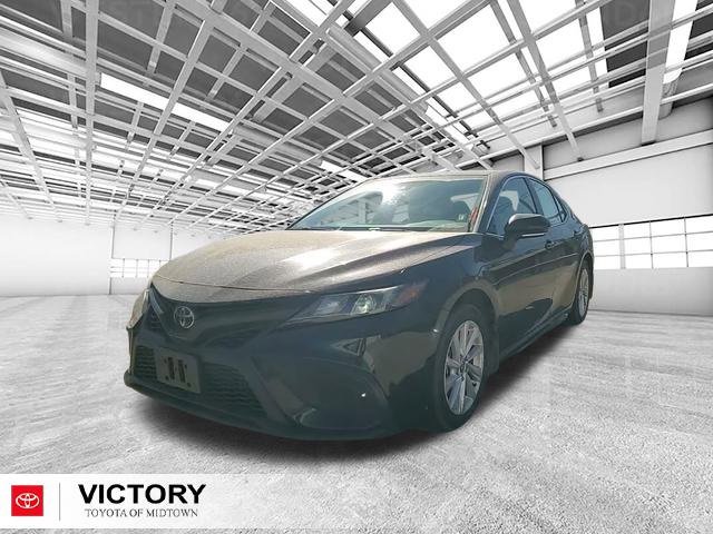 Used 2024 Toyota Camry SE image 7