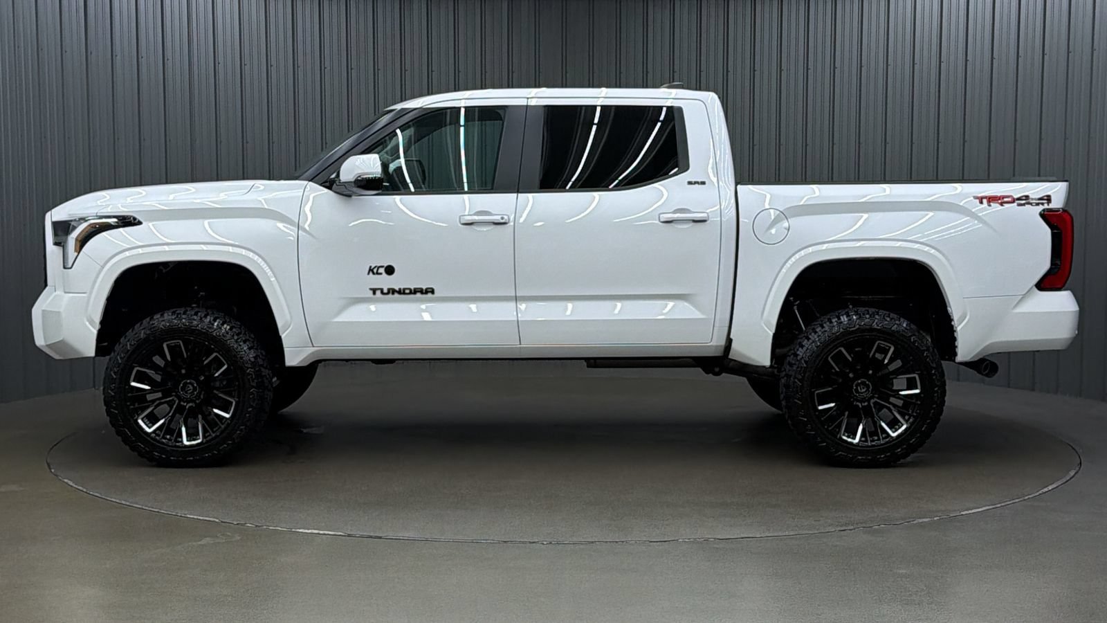 Used 2024 Toyota Tundra SR5 AWD/4WD image 2
