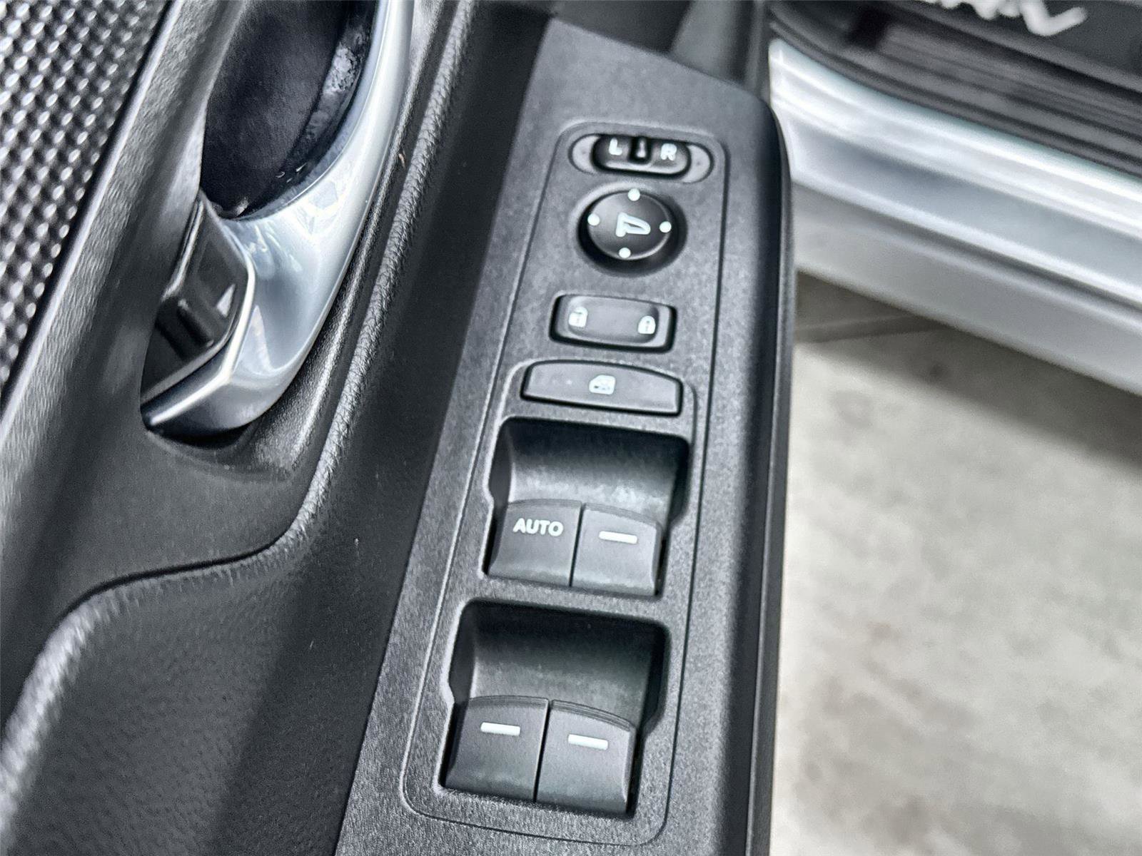 Certified 2025 Honda CR-V LX image 12