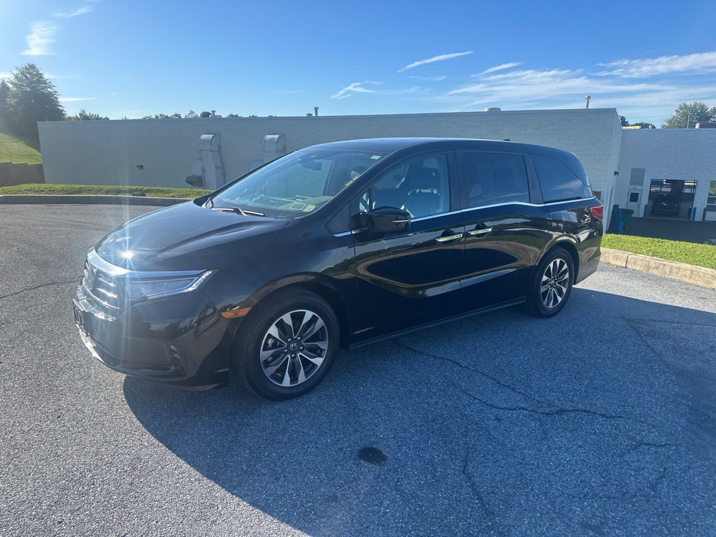 Used 2024 Honda Odyssey EX-L image 3