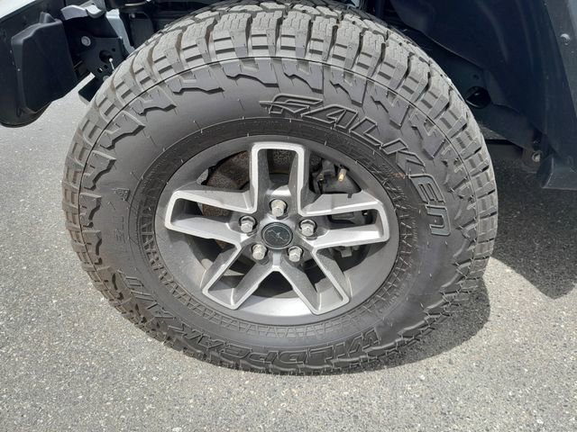 Used 2026 Jeep Gladiator Mojave AWD/4WD image 9