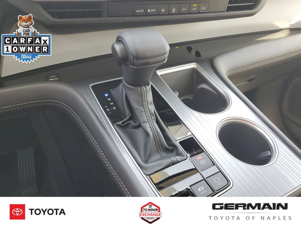 Certified 2026 Toyota Sienna LE FWD image 28