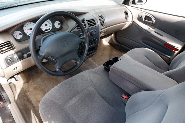 Used 2003 Dodge Intrepid SE image 6