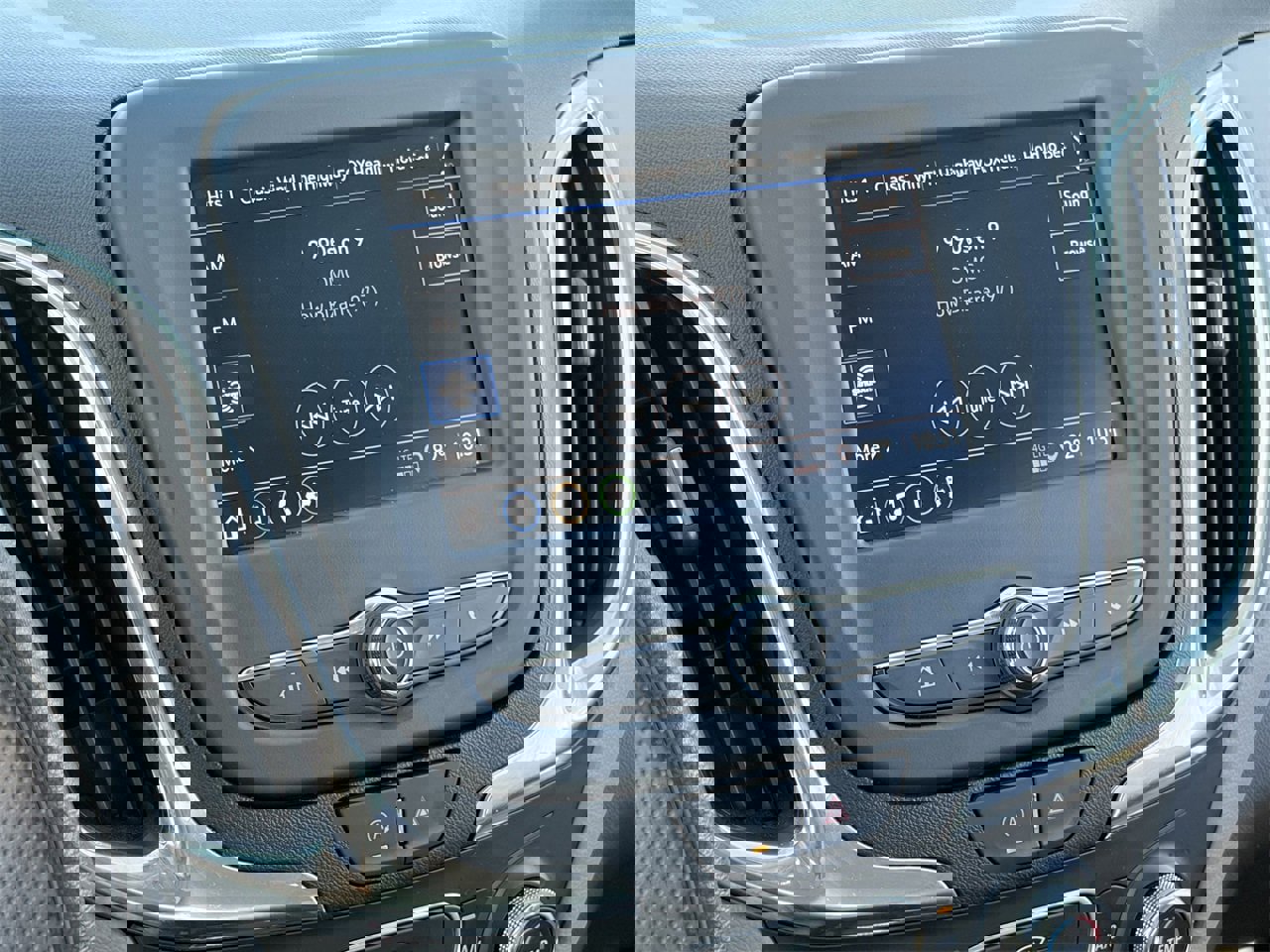 Used 2024 Chevrolet Equinox LS image 26