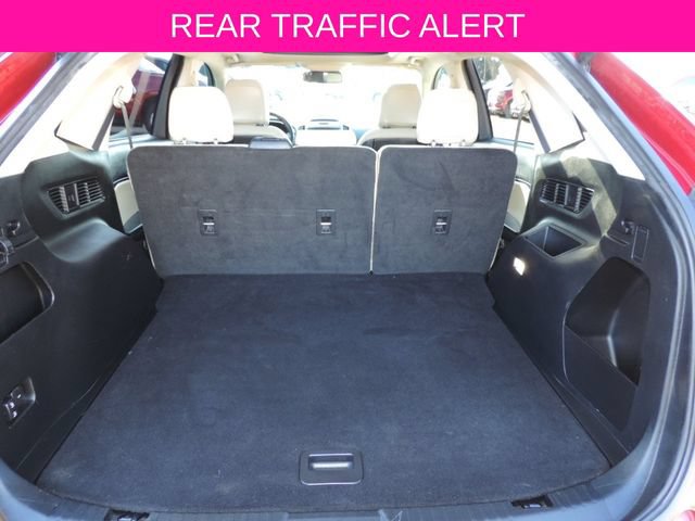 Used 2020 Ford Edge SEL w/ Convenience Package FWD image 13