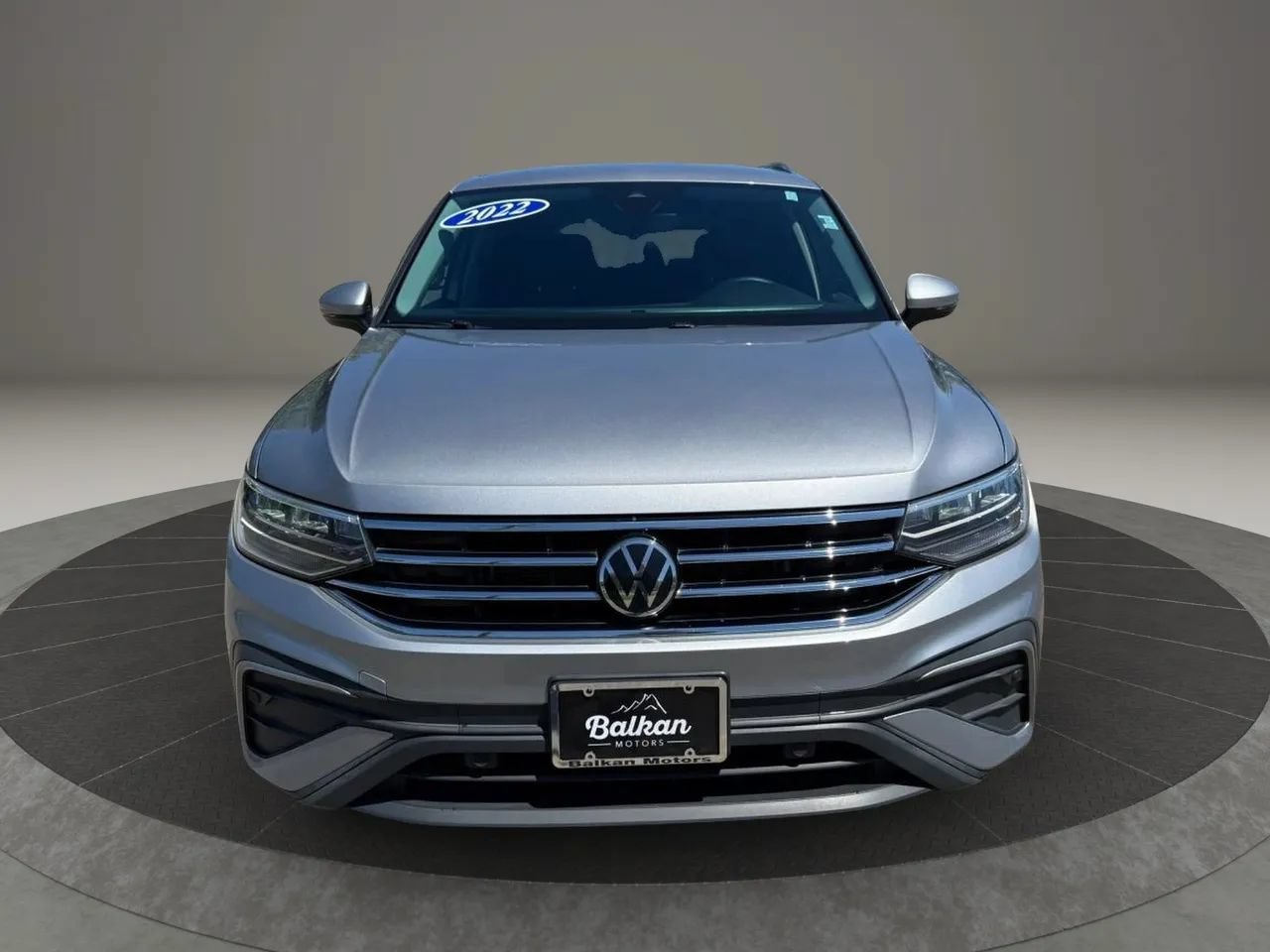 Used 2022 Volkswagen Tiguan SE AWD/4WD image 14