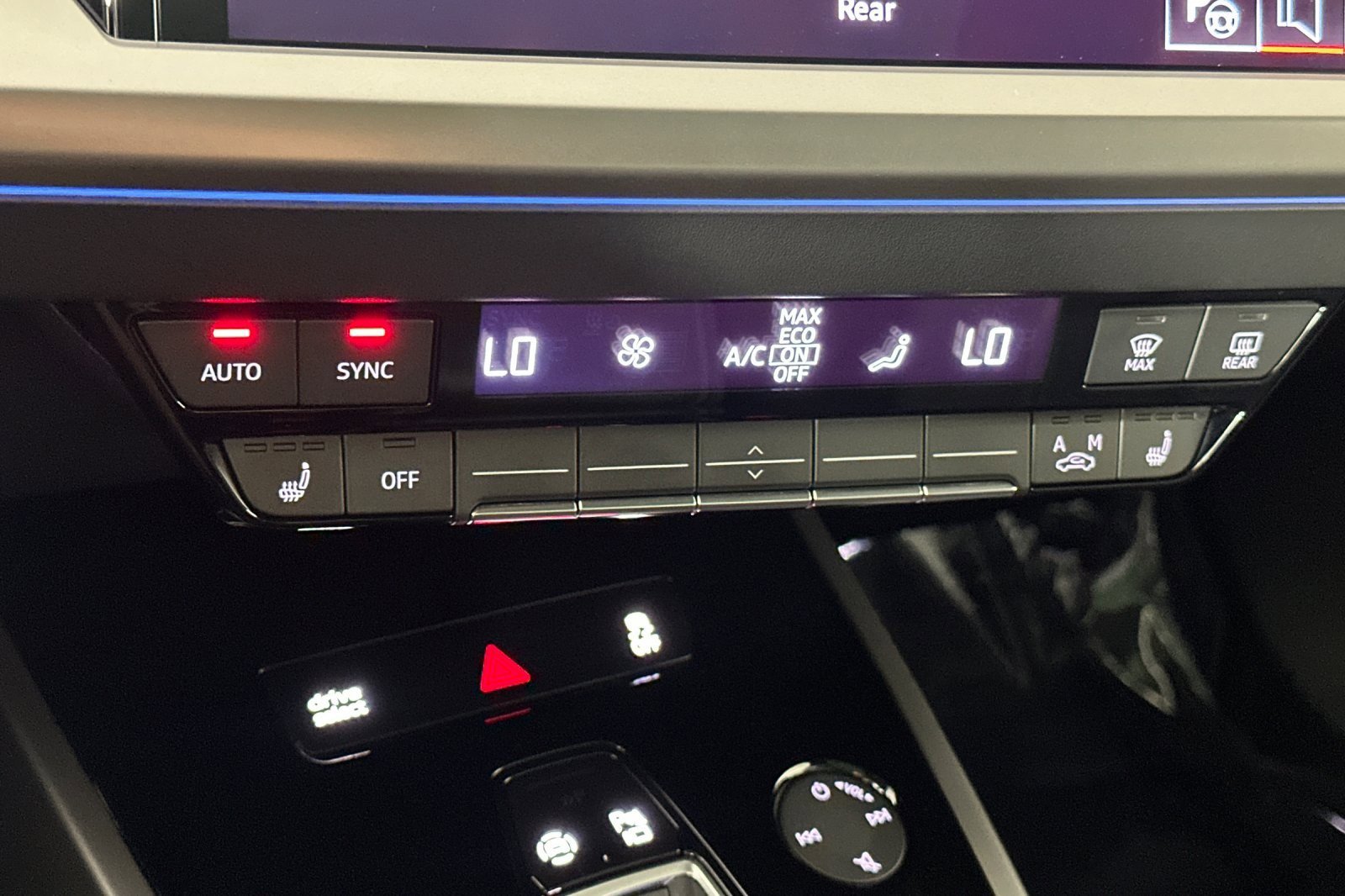 Used 2023 Audi Q4 e-tron Premium Plus w/ Premium Plus image 20