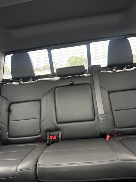 Used 2022 GMC Sierra 1500 SLT w/ SLT Premium Package AWD/4WD image 21