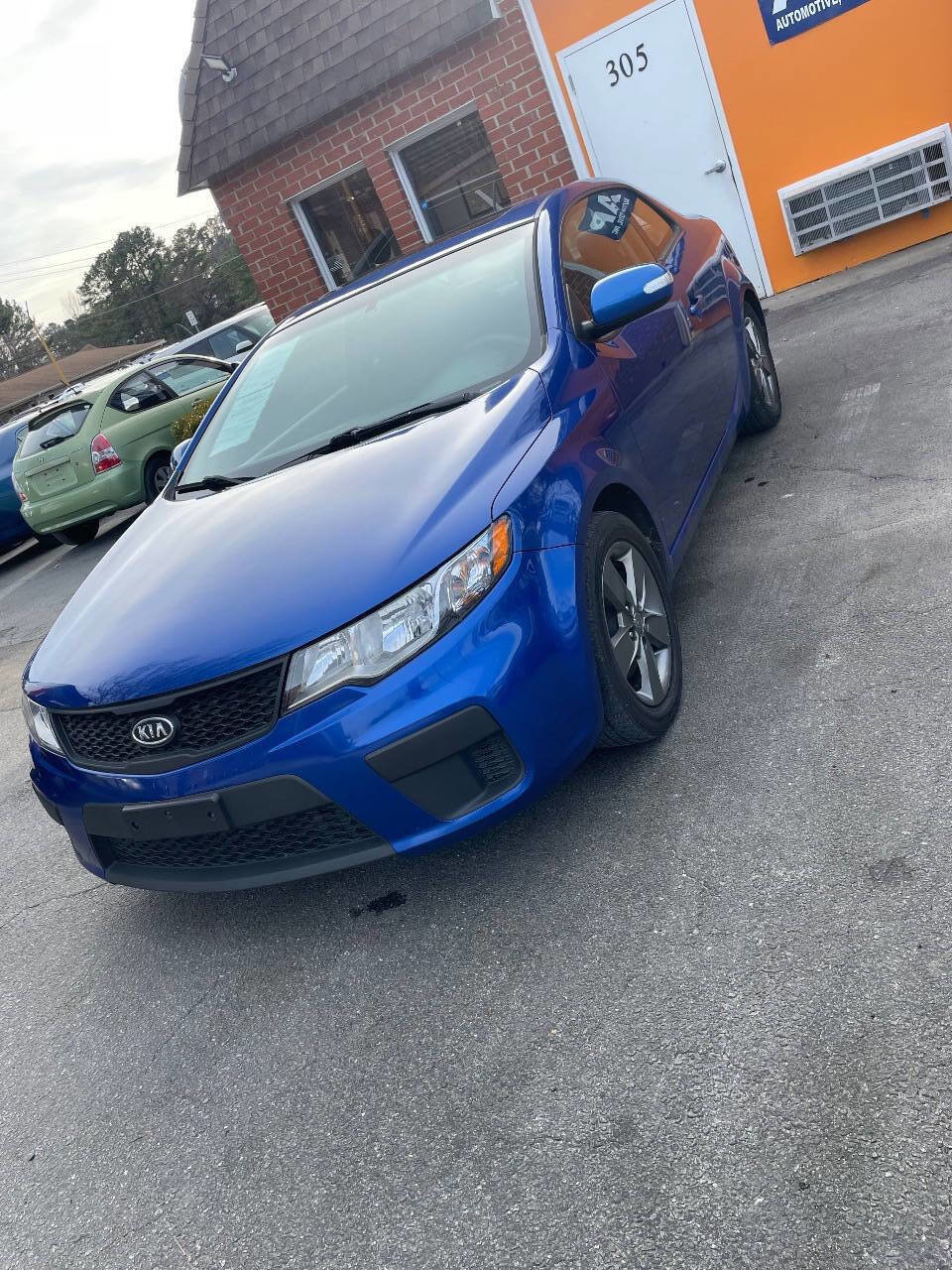 Used 2010 Kia Forte Koup EX image 1