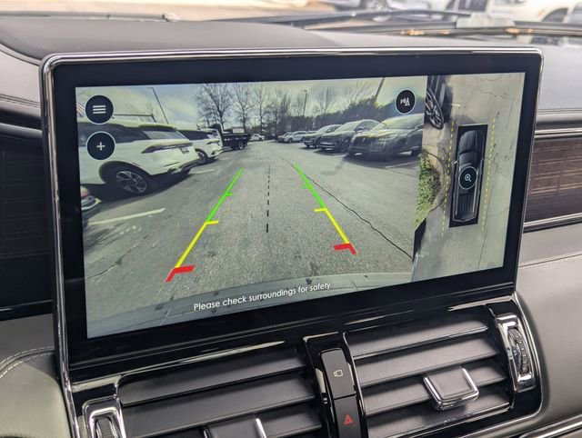 Used 2022 Lincoln Navigator Black Label AWD/4WD image 23