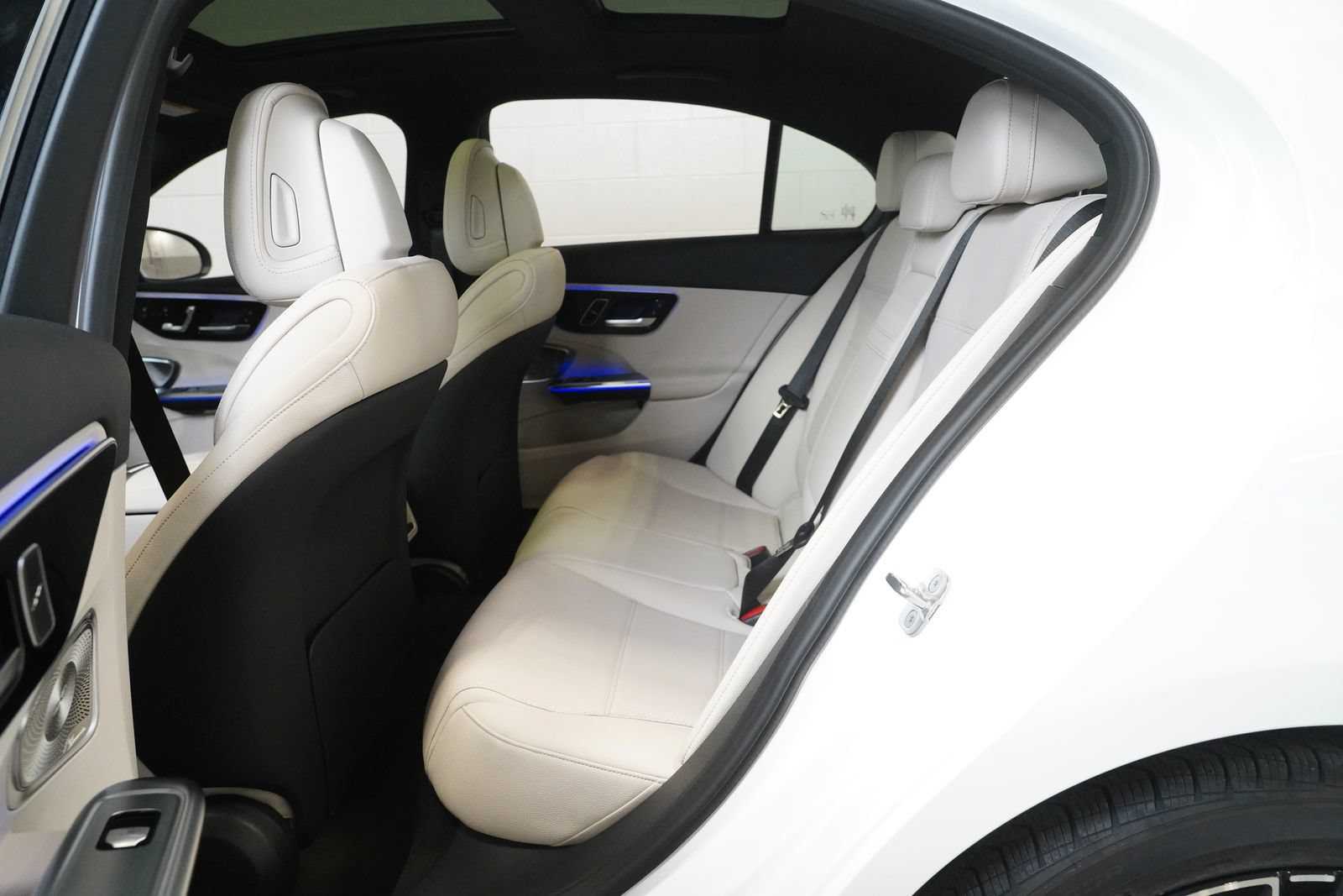 New 2026 Mercedes-Benz C 300 4MATIC Sedan image 16