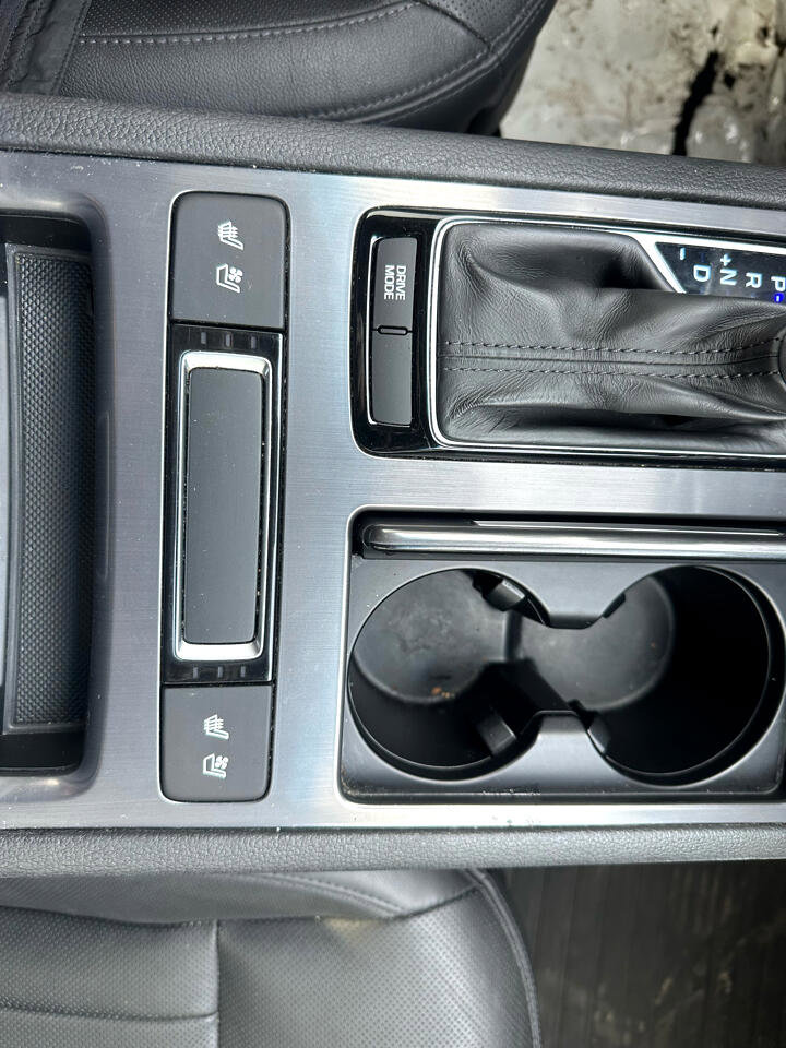 Used 2016 Hyundai Genesis 3.8 w/ Option Group 02 image 39