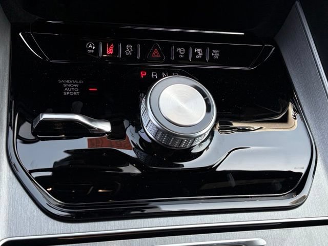 New 2026 Jeep Grand Wagoneer 4WD image 23