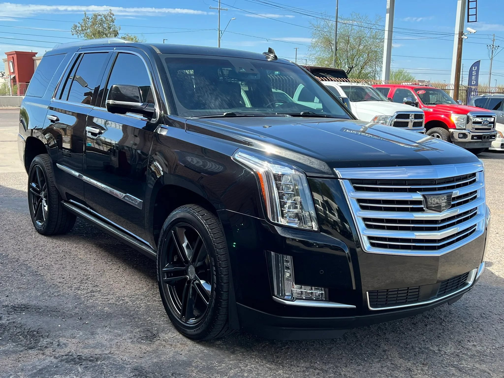 Used 2016 Cadillac Escalade Platinum AWD/4WD image 5