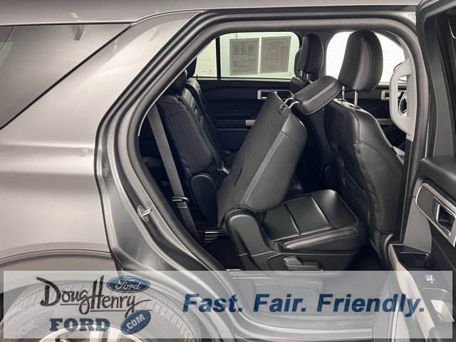 Used 2023 Ford Explorer XLT w/ Equipment Group 202A image 37