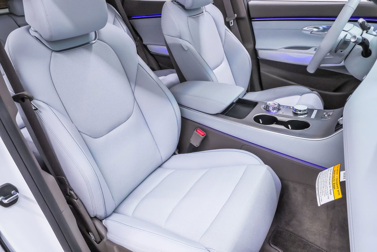 Certified 2026 Genesis GV70 2.5T Advanced image 15