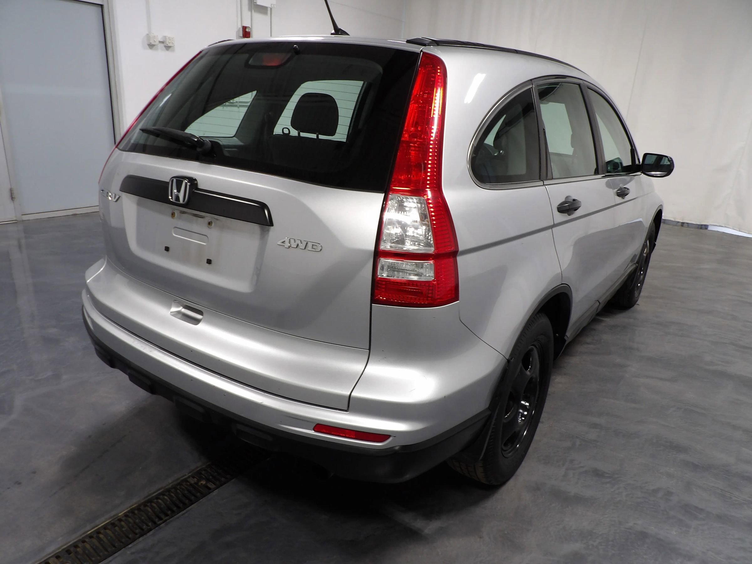 Used 2011 Honda CR-V LX image 5