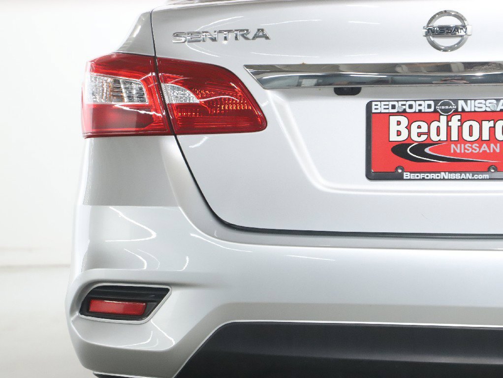Certified 2019 Nissan Sentra SV FWD image 41
