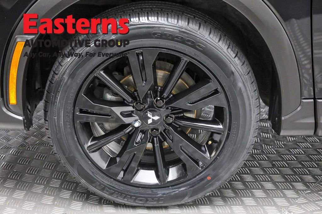 Used 2023 Mitsubishi Eclipse Cross LE image 30