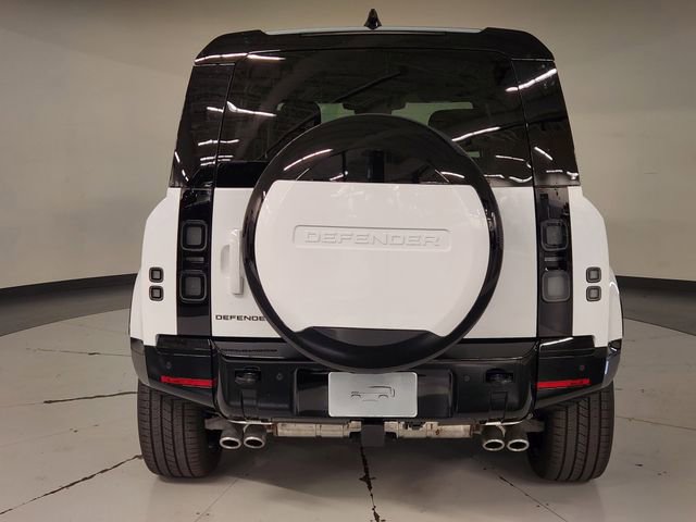 New 2026 Land Rover Defender 110 V8 image 10