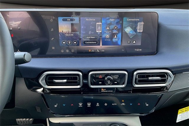 New 2026 Nissan Sentra SL w/ Floor Mat Package image 6