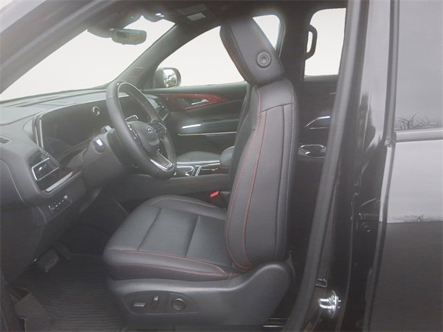 Used 2024 Chevrolet Traverse Z71 w/ Enhanced Driving Package image 9