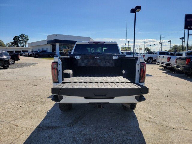 Used 2024 GMC Sierra 2500 AT4 w/ Technology Package image 7