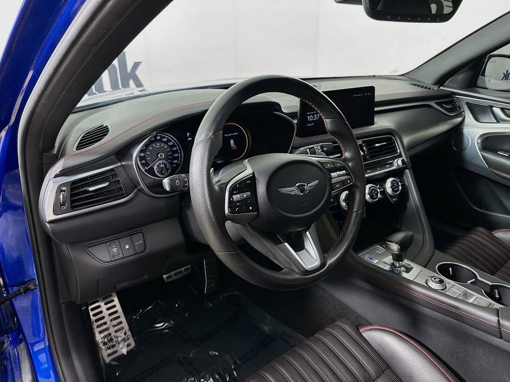 Used 2023 Genesis G70 2.0T w/ Sport Prestige Package RWD image 10