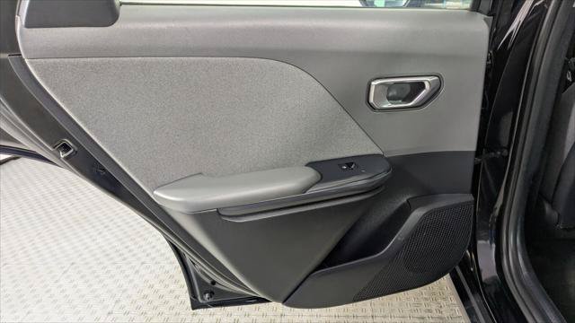 Used 2025 Kia K4 EX FWD image 14