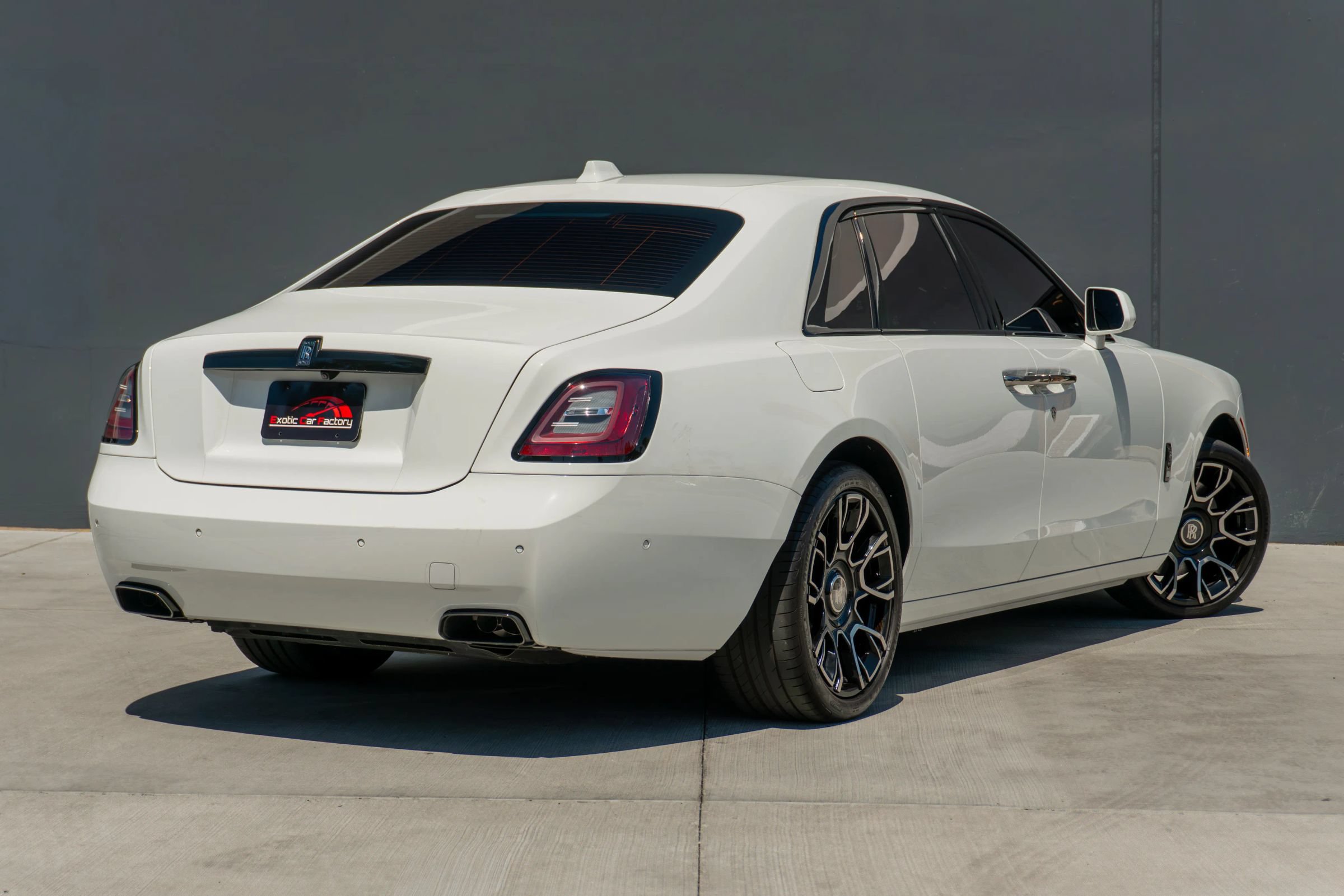 Used 2023 Rolls-Royce Ghost Black Badge w/ Black Badge Ghost Package AWD/4WD image 7