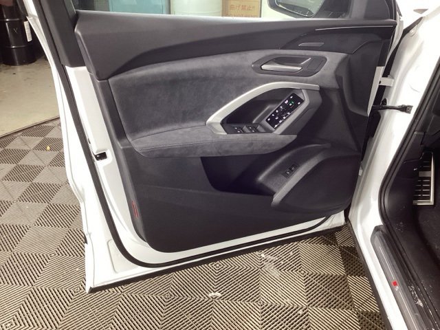 New 2025 Audi SQ5 Premium Plus image 17