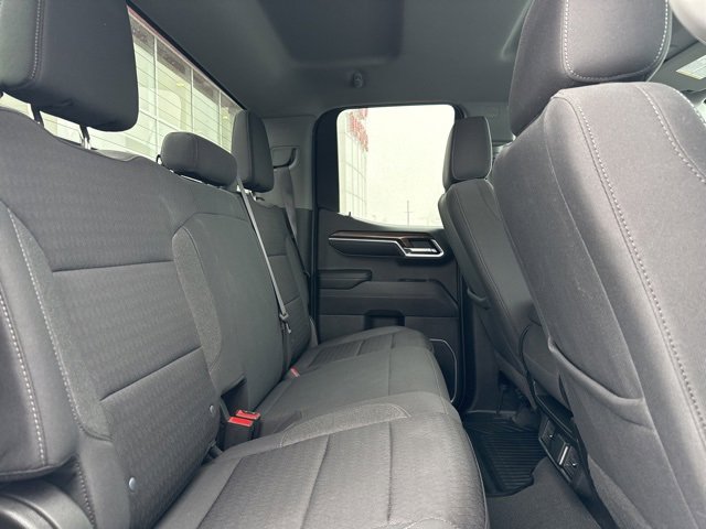 Used 2023 Chevrolet Silverado 1500 LT image 29